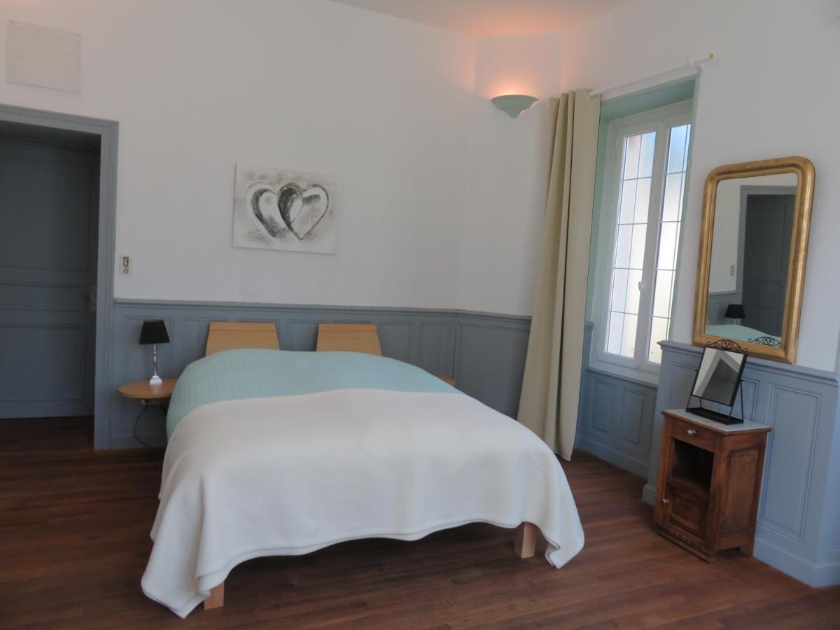 Chambres D'Hotes Chateau De Viviez Екстериор снимка