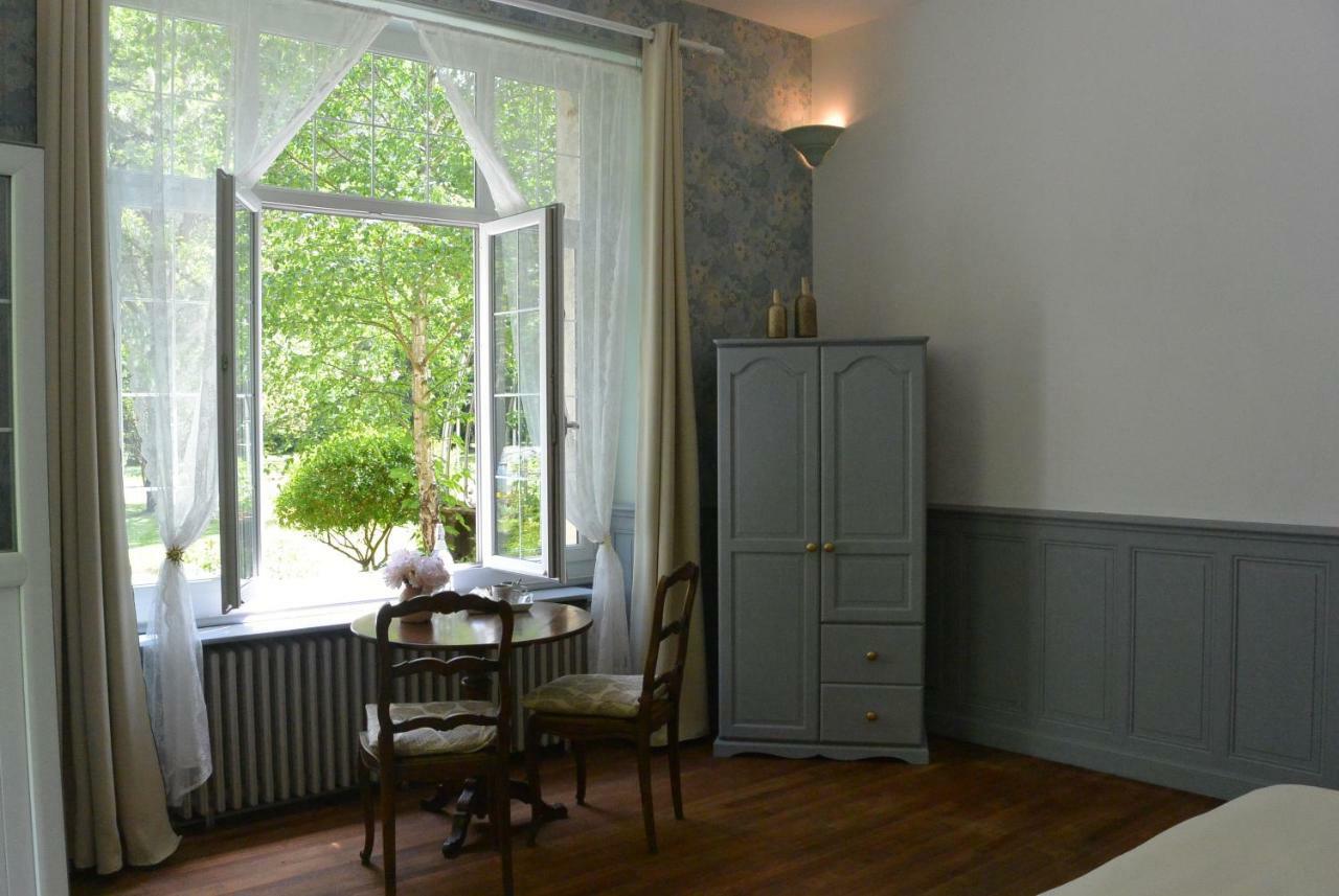 Chambres D'Hotes Chateau De Viviez Екстериор снимка